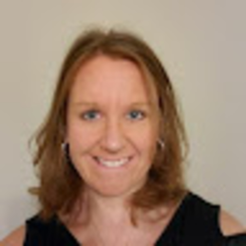 Meet your Posher, Hilary